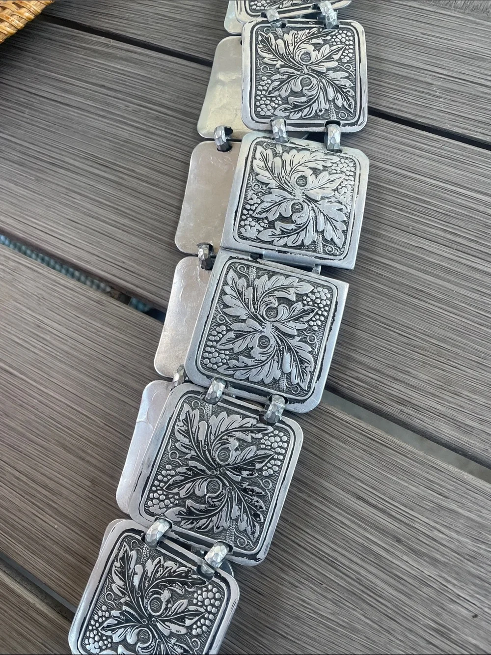 Alpaca silver Ornate Floral Link Belt - Silver Tone